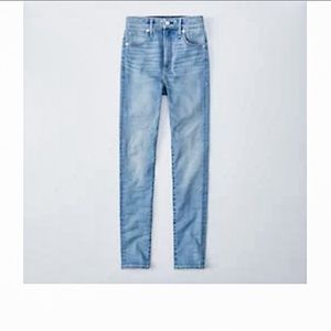 A&F HIGH RISE SUPER SKINNY JEANS